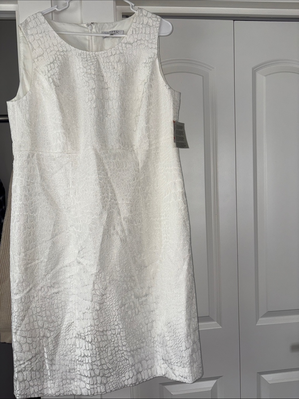 Kasper White Textured Sleeveless Shift Dress
